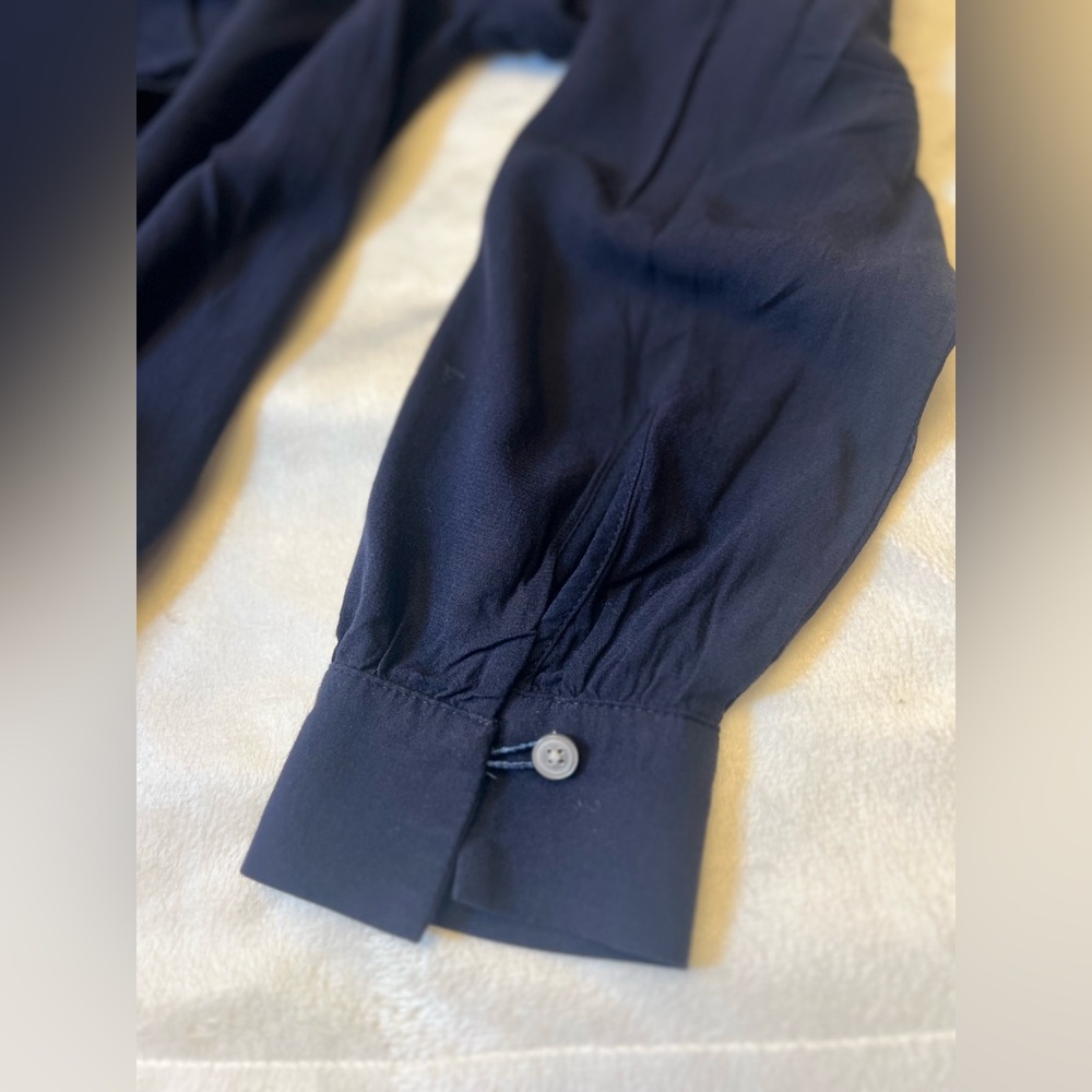 LOFT Women's Navy Ruffle Blouse Size XS - Picture 7 of 7